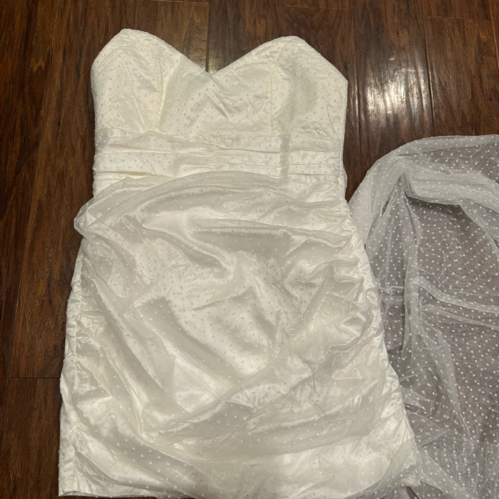 SHORT BRIDAL MINI DRESS